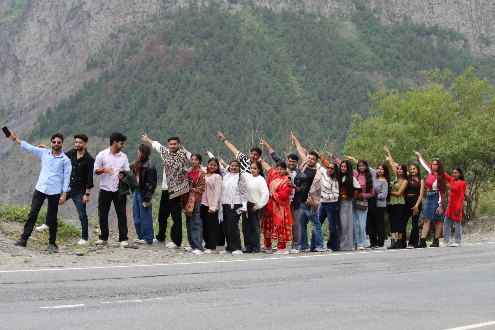 Manali Sissu Kasol photo 4