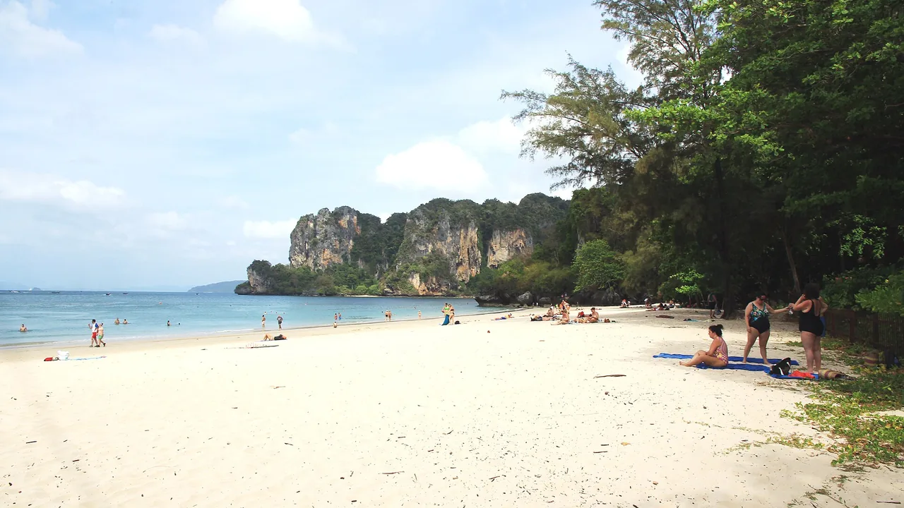 Phuket, Krabi & Phi Phi Islands